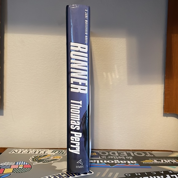 Book: Runner by Thomas Perry - Picture 6 of 6